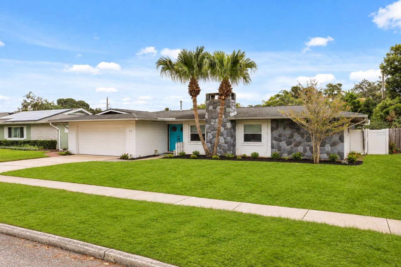 Photo 2 of 518 Gilbert Rd, Winter Park, FL 32792