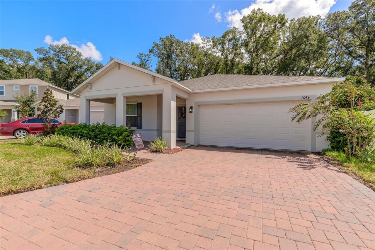 Photo 4 of 1644 Andover Ridge Dr, Deland, FL 32720