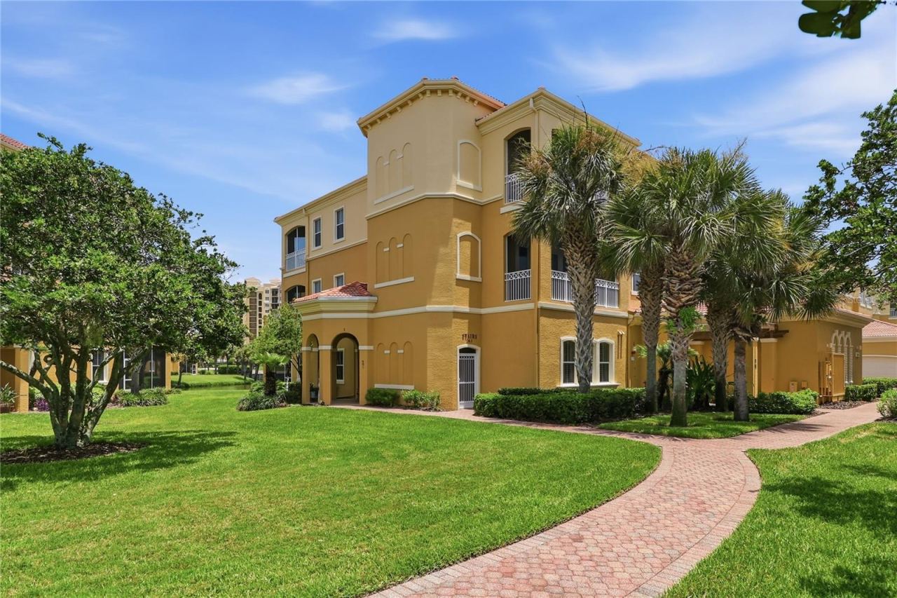 Photo 3 of 165 Avenue De La Mer #401, Palm Coast, FL 32137
