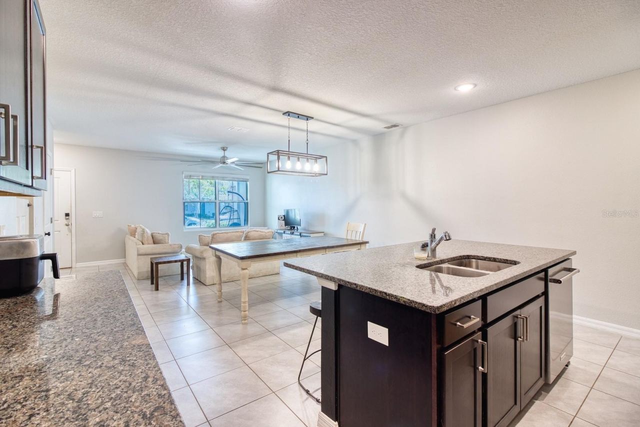 Photo 4 of 635 Belgrove St, Debary, FL 32713