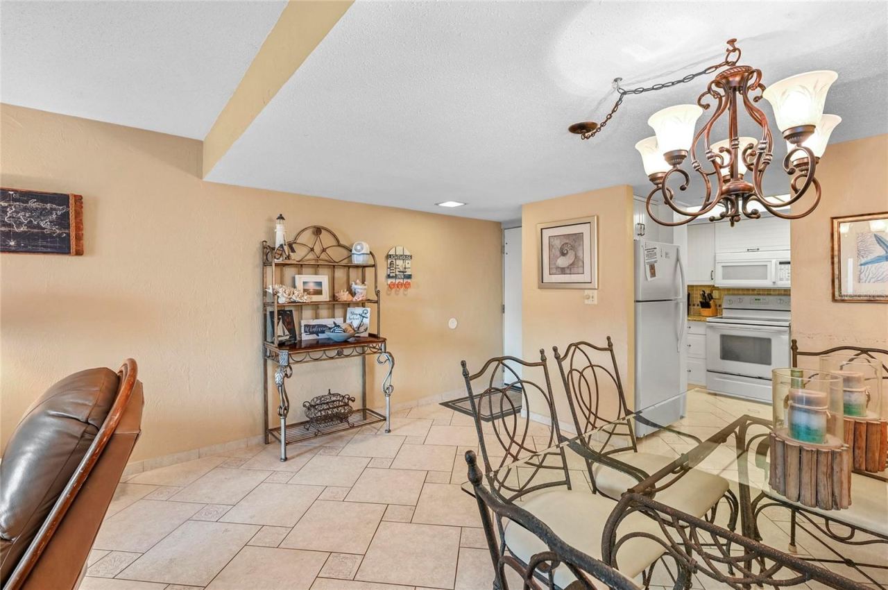 Photo 4 of 4175 S Atlantic Ave #204, New Smyrna Beach, FL 32169
