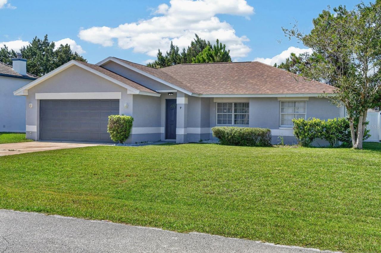 Photo 3 of 7 Brownstone Ln, Palm Coast, FL 32137