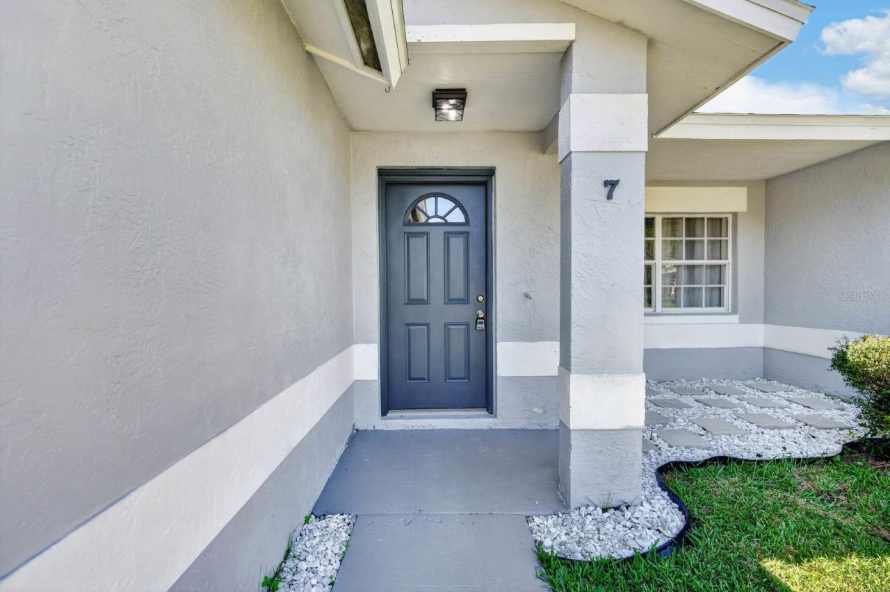 Photo 4 of 7 Brownstone Ln, Palm Coast, FL 32137