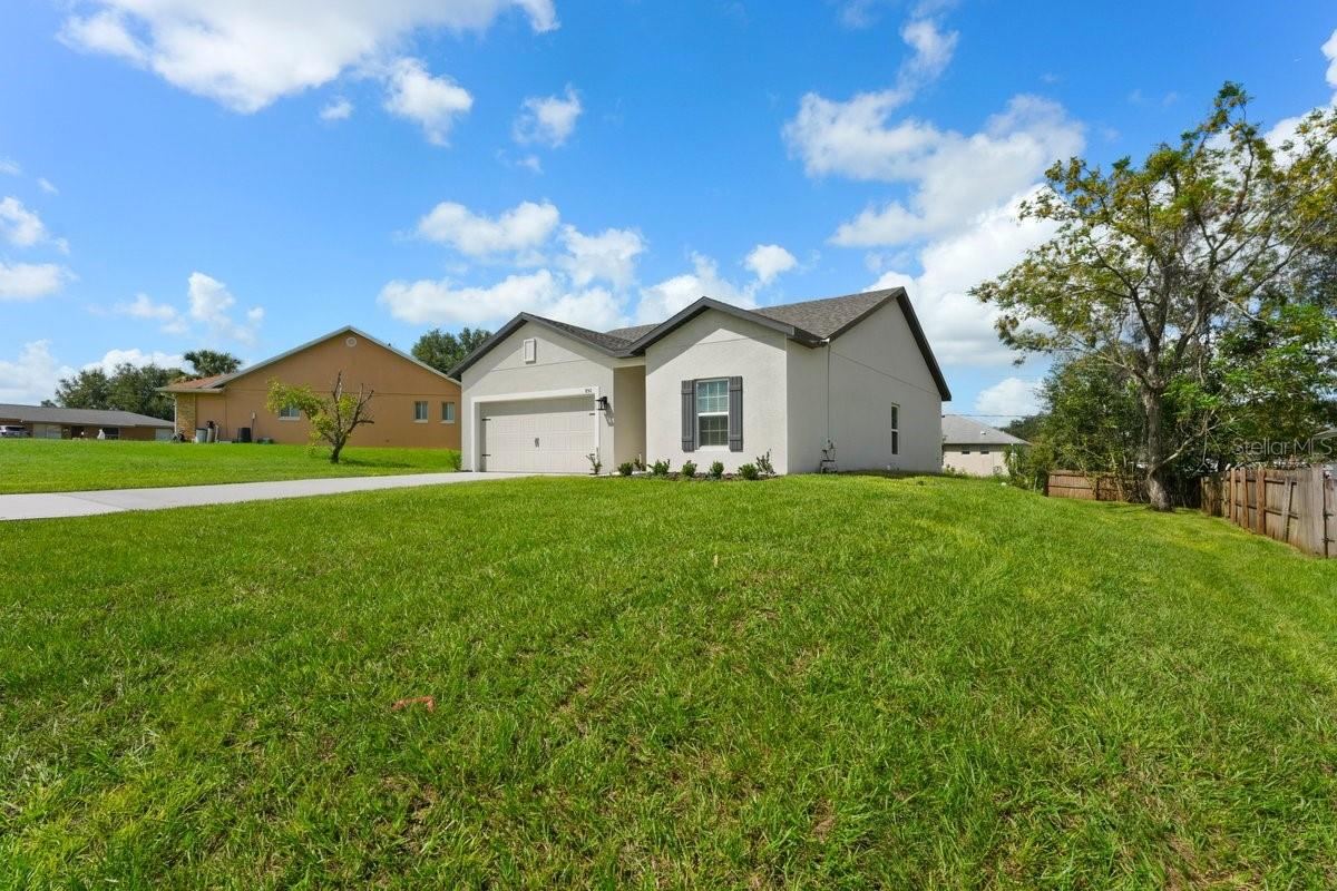 Photo 4 of 850 Glasgow Ave, Deltona, FL 32738
