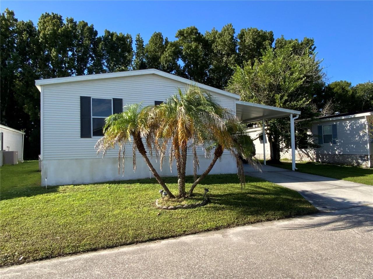 Photo 3 of 7832 Walkers Cay Ave, Orlando, FL 32822