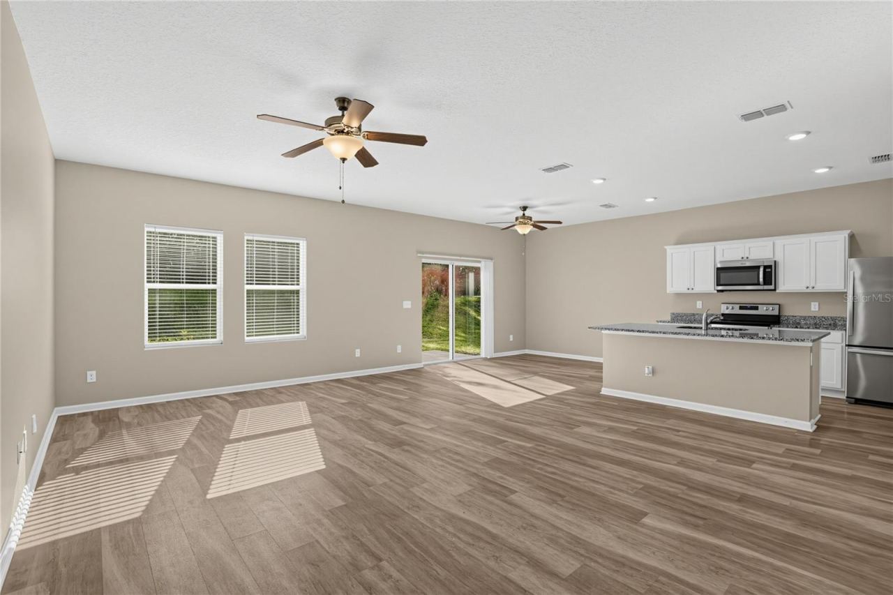 Photo 5 of 1033 Cades Cove Way, Deland, FL 32720