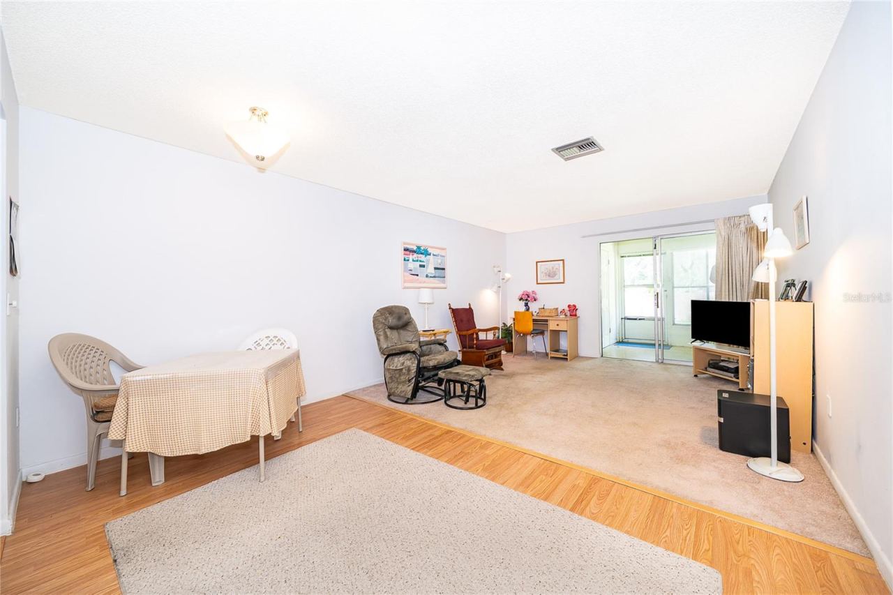 Photo 4 of 6 Villa Villar Ct #60, Deland, FL 32724