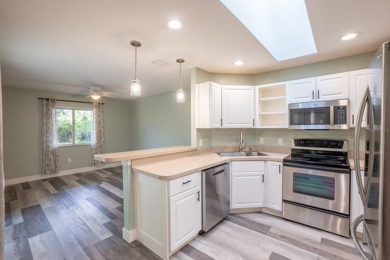 Photo 5 of 16 Warren Pl, Palm Coast, FL 32164