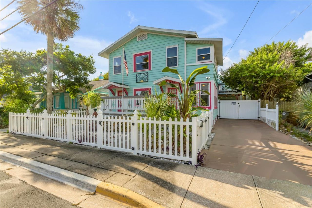 Photo 4 of 436 Vermont Ave, Daytona Beach, FL 32118