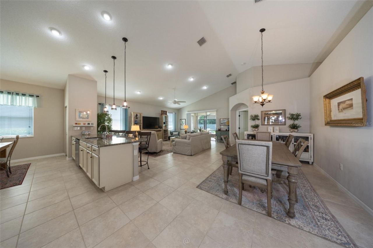 Photo 4 of 155 Park Place Cir, Palm Coast, FL 32164