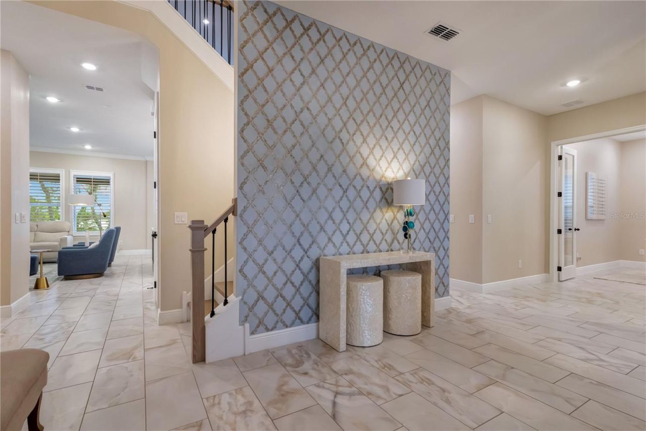 Photo 4 of 17600 Lake Star Rd, Winter Garden, FL 34787