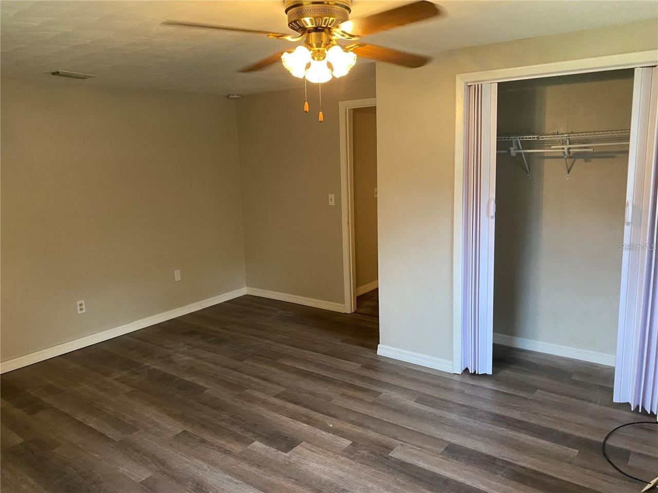 Photo 5 of 239 Desoto St, Daytona Beach, FL 32114