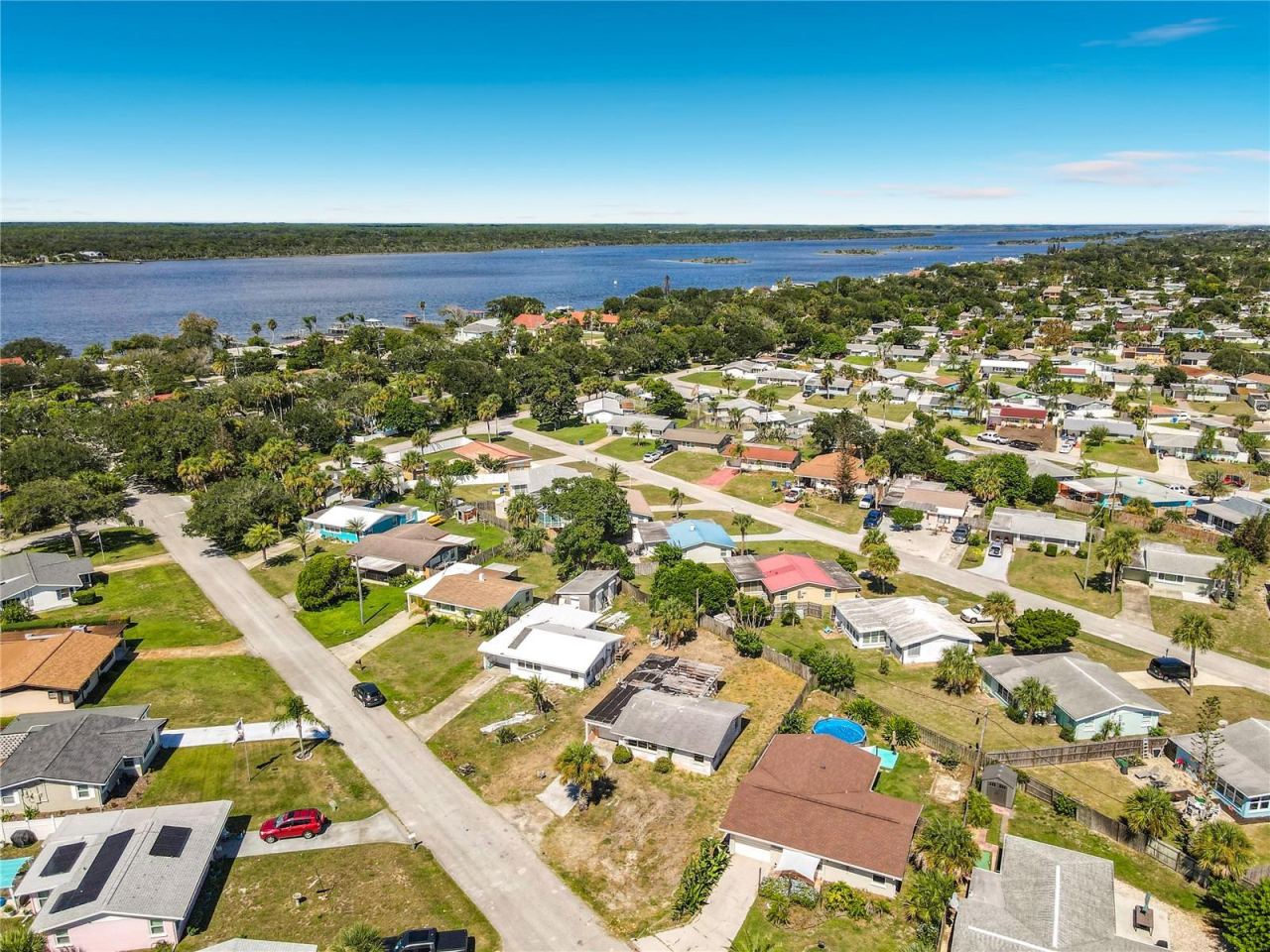 Photo 4 of 47 Palm Dr, Ormond Beach, FL 32176