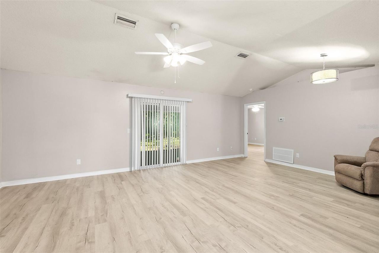 Photo 4 of 53 Birchwood Dr, Palm Coast, FL 32137