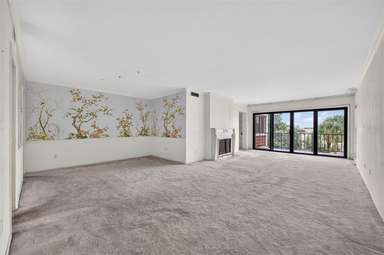 Photo 4 of 100 S Interlachen Ave #401, Winter Park, FL 32789