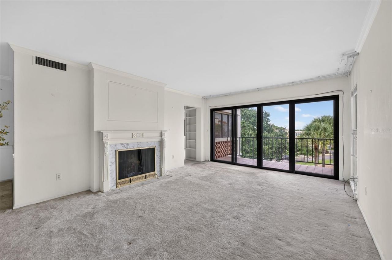 Photo 5 of 100 S Interlachen Ave #401, Winter Park, FL 32789