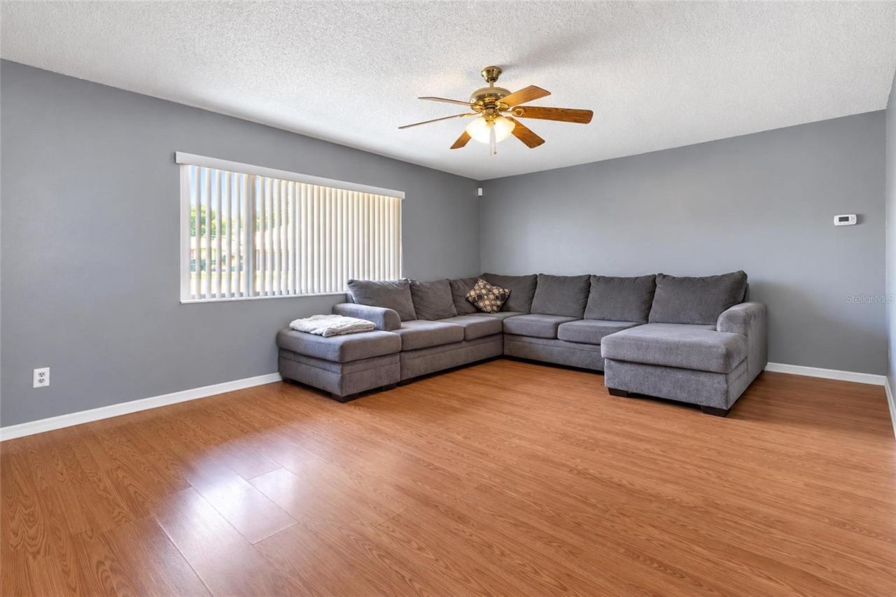 Photo 4 of 1329 Dandelion Dr, Deltona, FL 32725
