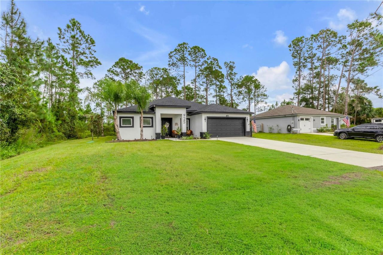 Photo 5 of 925 11th Ave, Deland, FL 32724