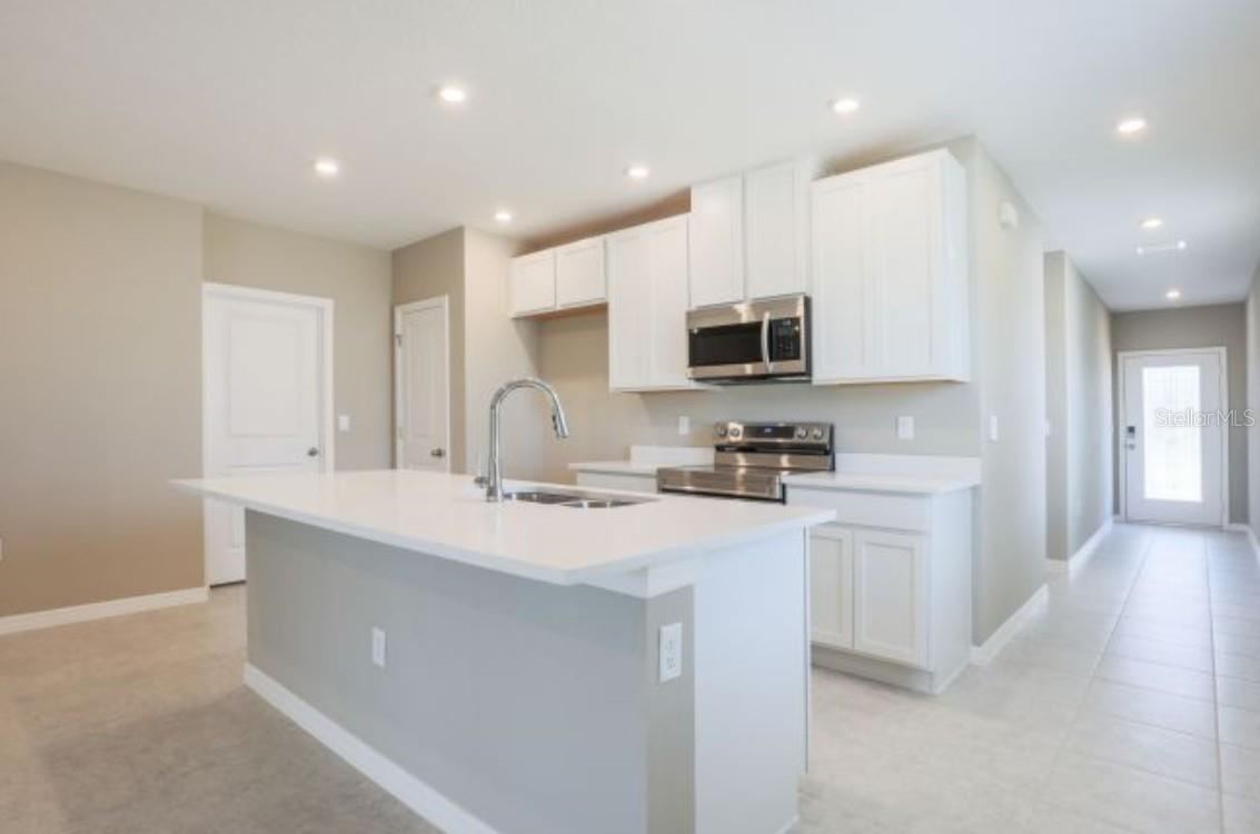 Photo 4 of 2911 Katie Ann Way, Deland, FL 32720