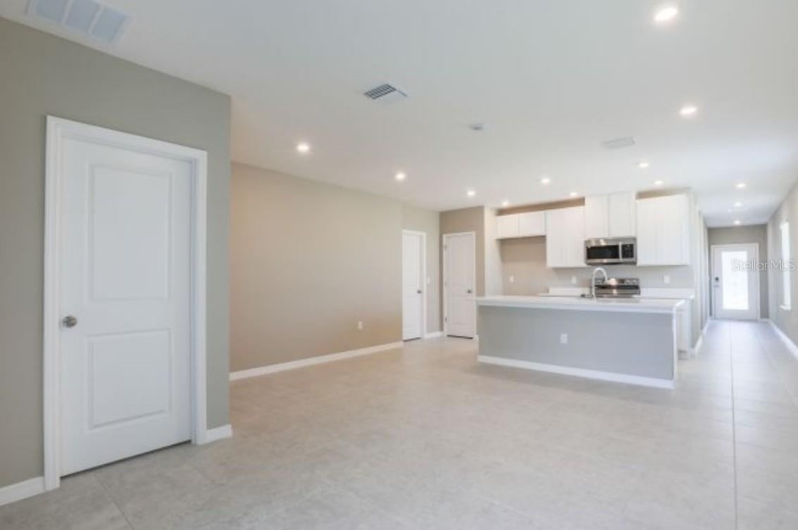 Photo 5 of 2911 Katie Ann Way, Deland, FL 32720