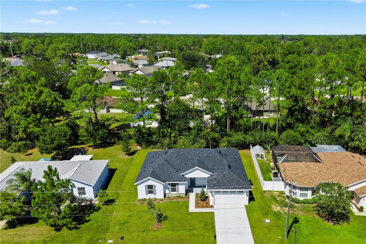 Photo 2 of 50 Wheeling Ln, Palm Coast, FL 32164