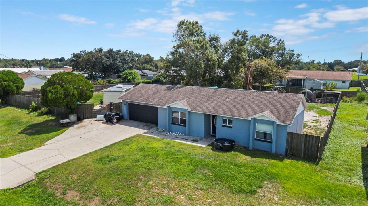 Photo 3 of 3379 Kilbee St, Mims, FL 32754