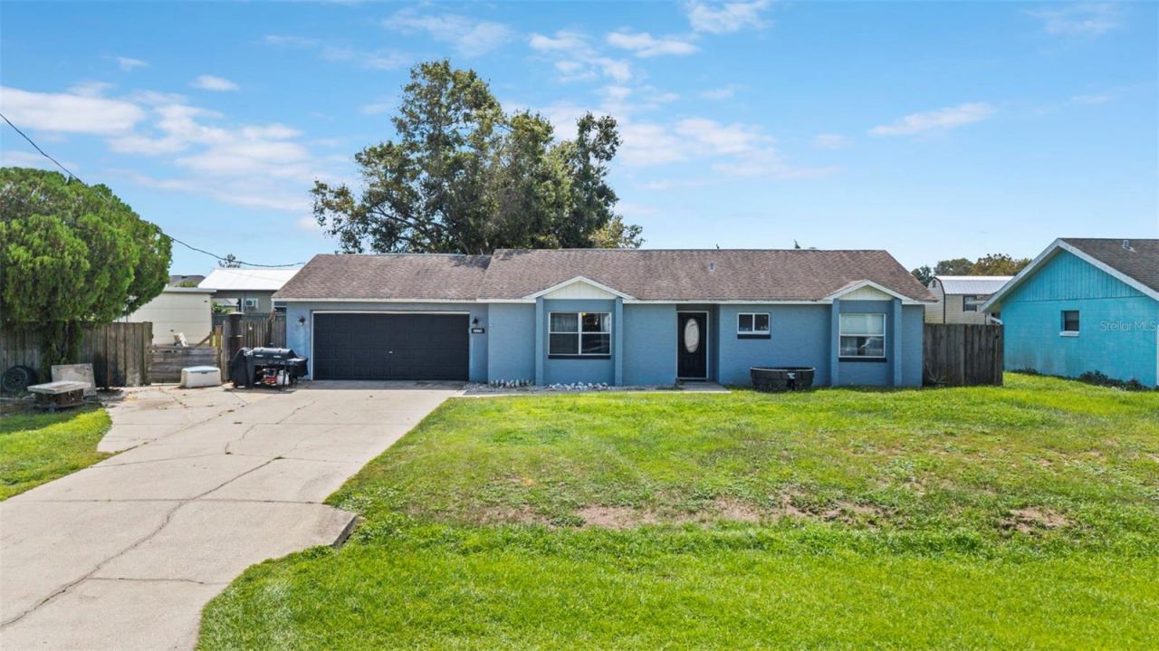 Photo 4 of 3379 Kilbee St, Mims, FL 32754