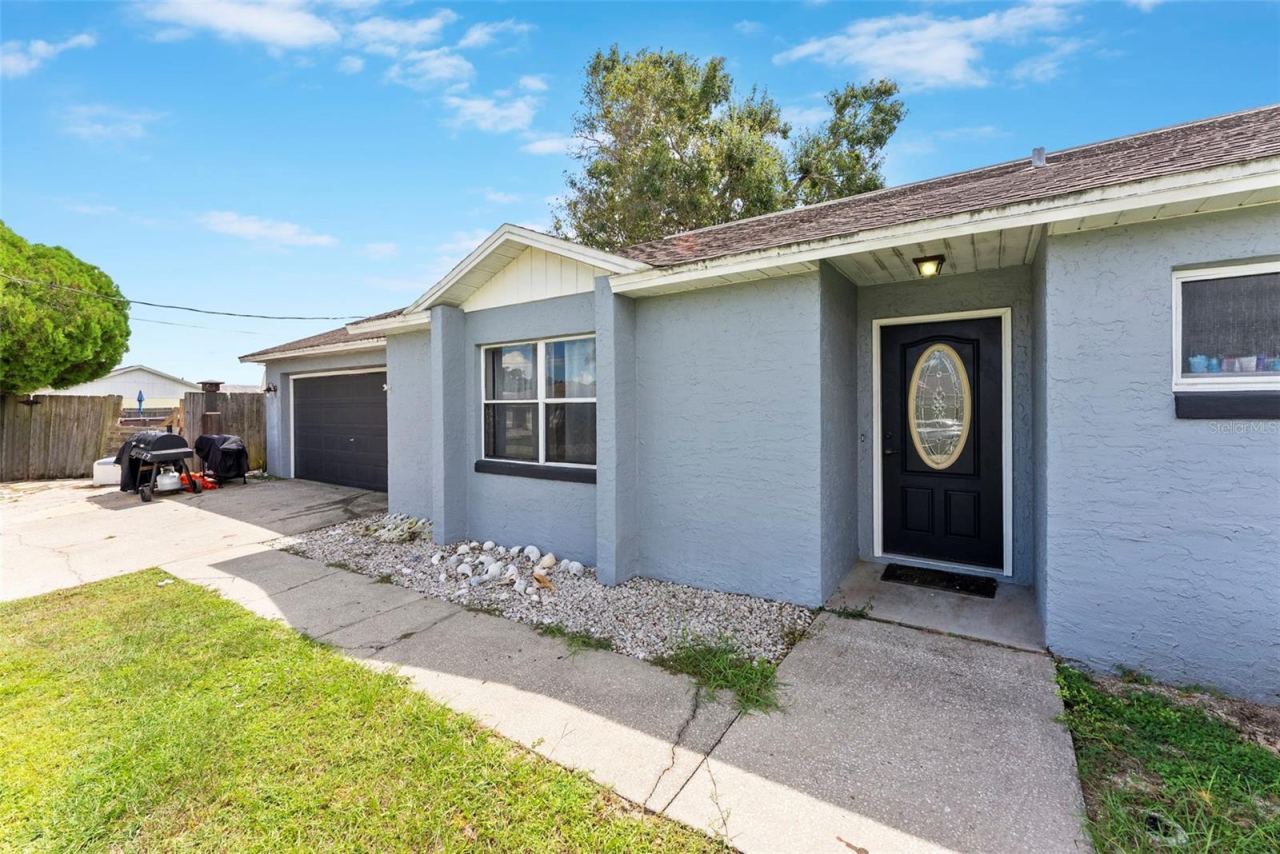 Photo 5 of 3379 Kilbee St, Mims, FL 32754