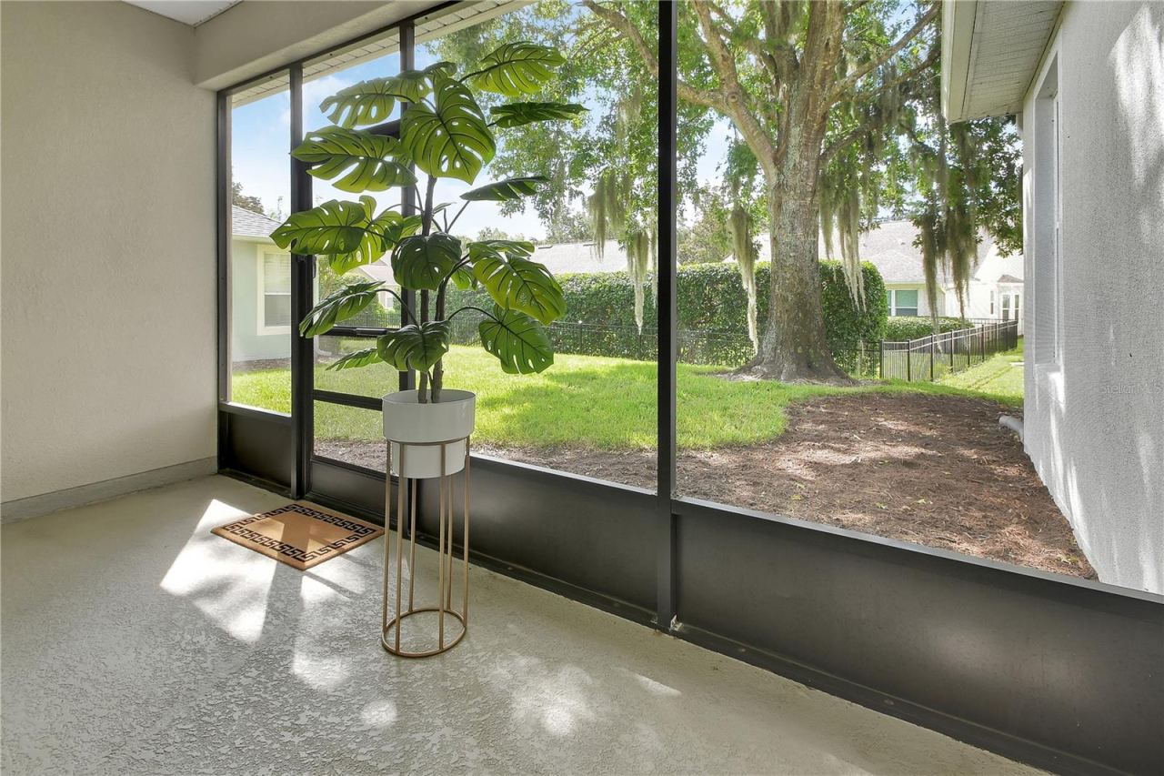 Photo 4 of 102 Westcott Lane, Deland, FL 32724