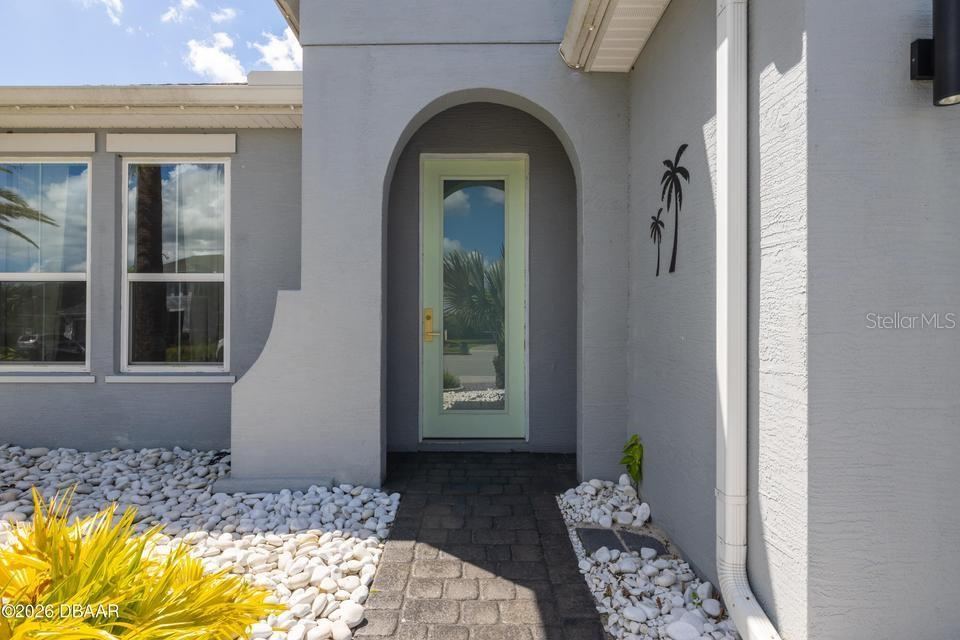 Photo 4 of 171 Azure Ct, Daytona Beach, FL 32124