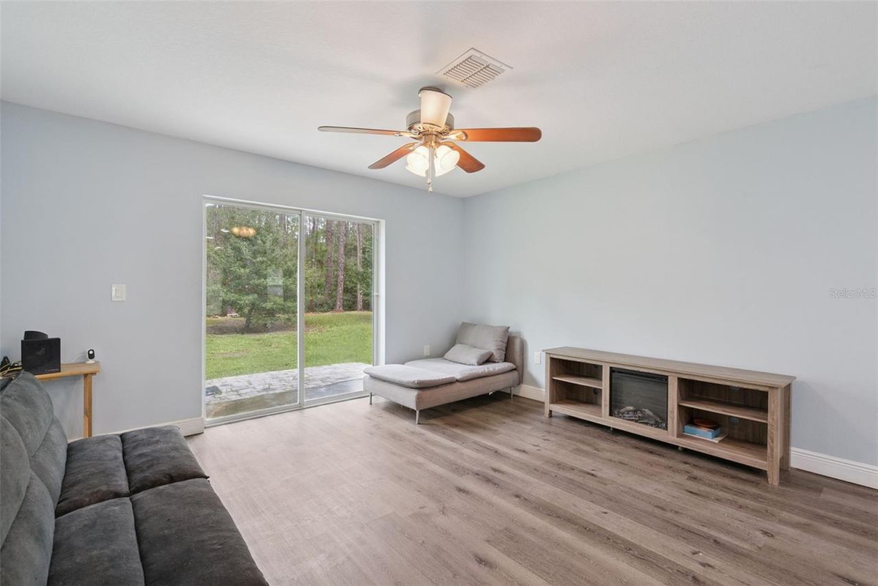 Photo 5 of 1639 11th Ave, Deland, FL 32724
