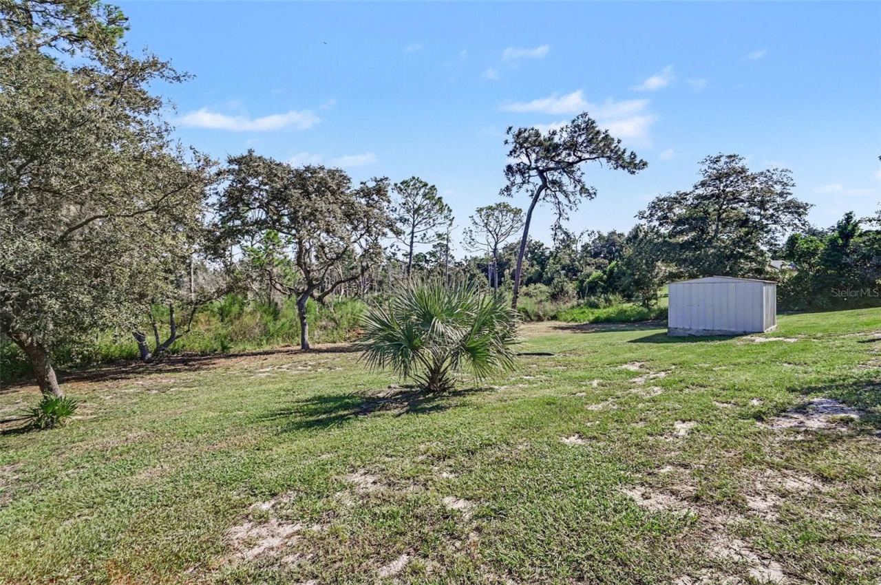 Photo 5 of 2090 Lakebreeze Way, Deltona, FL 32738
