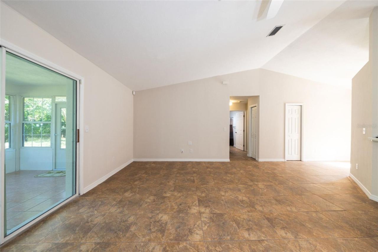 Photo 5 of 141 Bren Mar Ln, Palm Coast, FL 32137