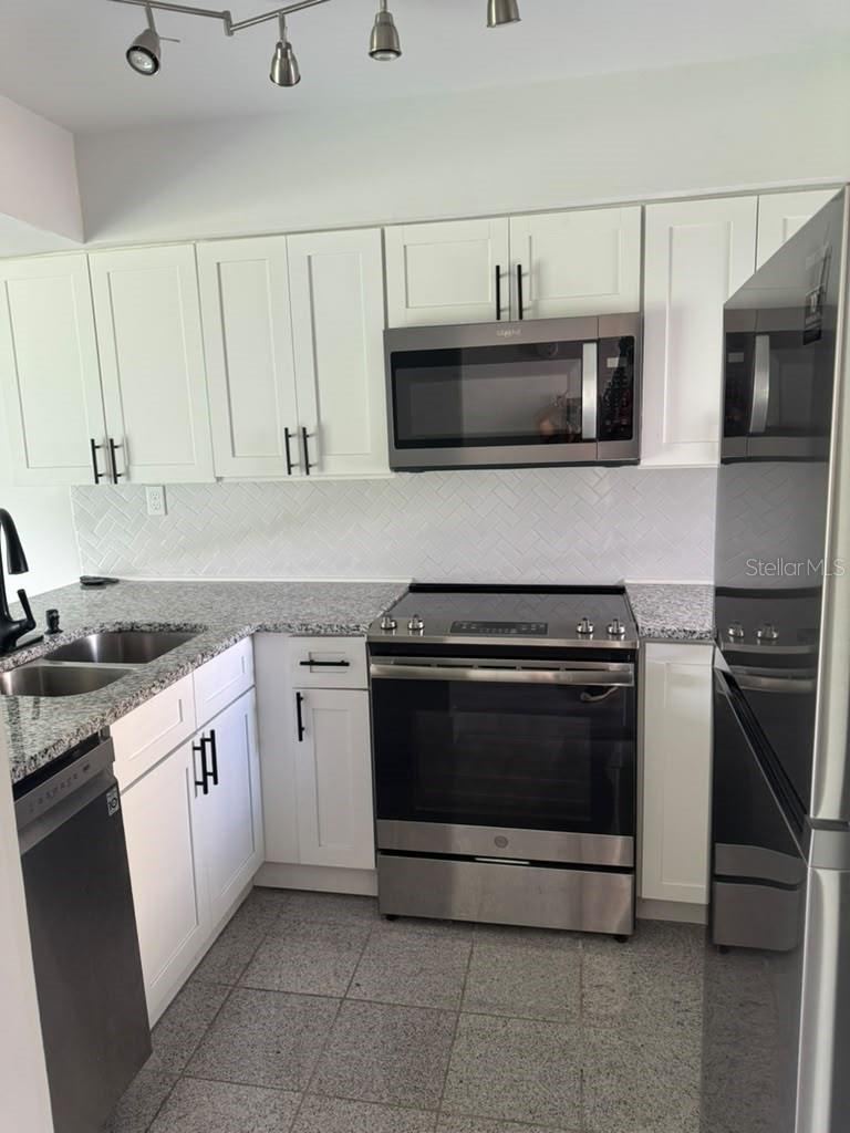Photo 3 of 173 Scottsdale Sq #173, Winter Park, FL 32792