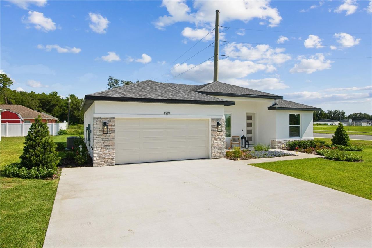 Photo 3 of 106 Ramblewood Dr, Palm Coast, FL 32164
