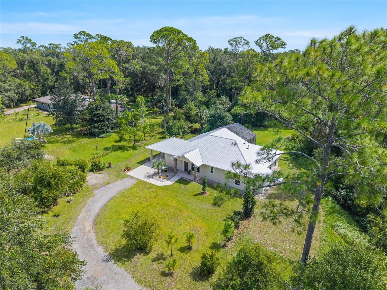 Photo 5 of 71 Perry Ln, Enterprise, FL 32725