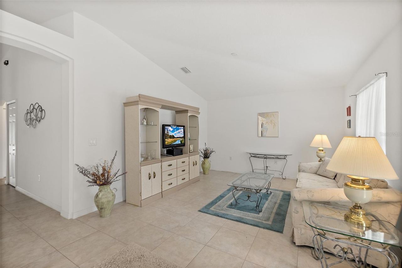 Photo 5 of 3 Pine Bud Pl, Palm Coast, FL 32164