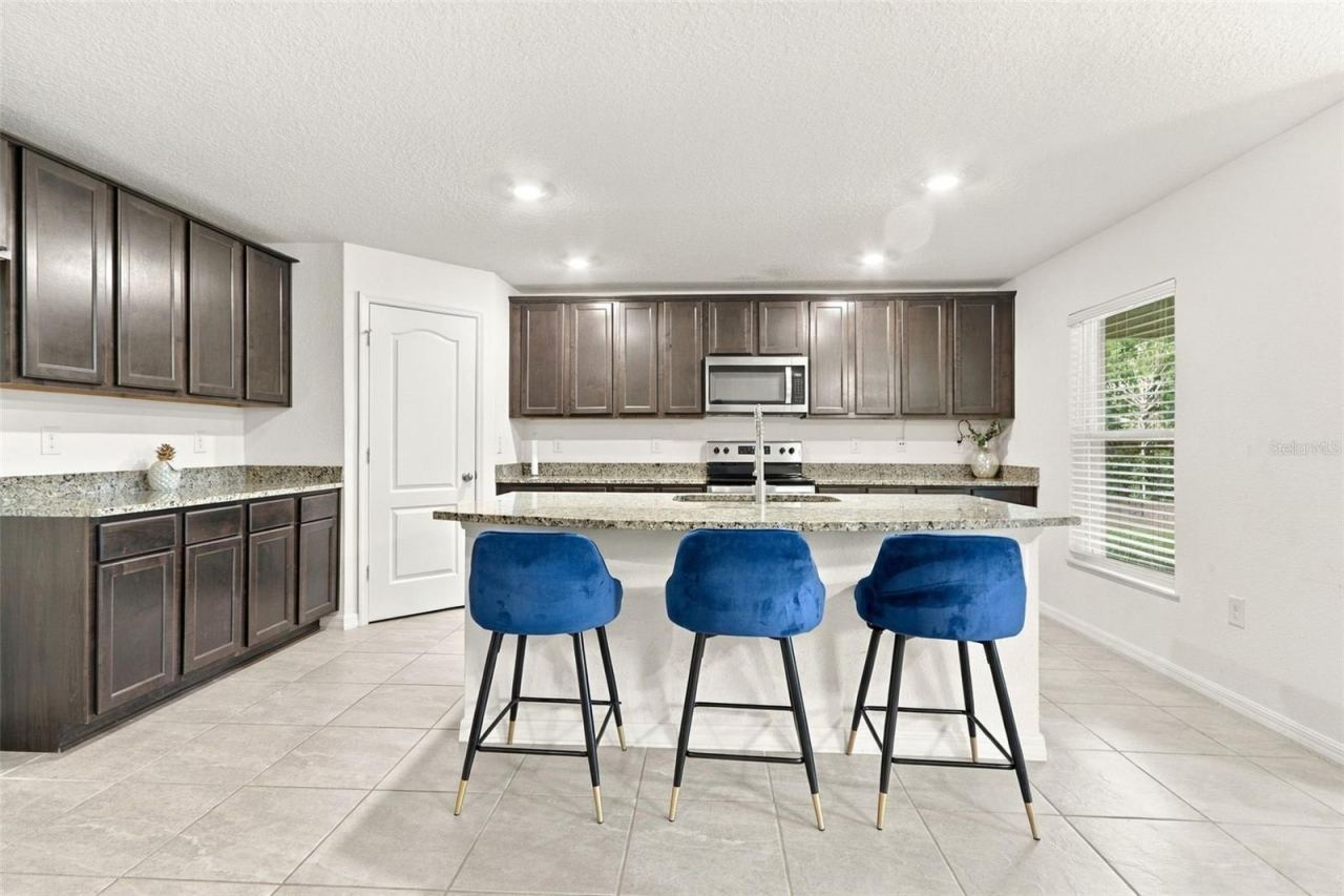 Photo 5 of 71 Royal Oak Dr, Palm Coast, FL 32164