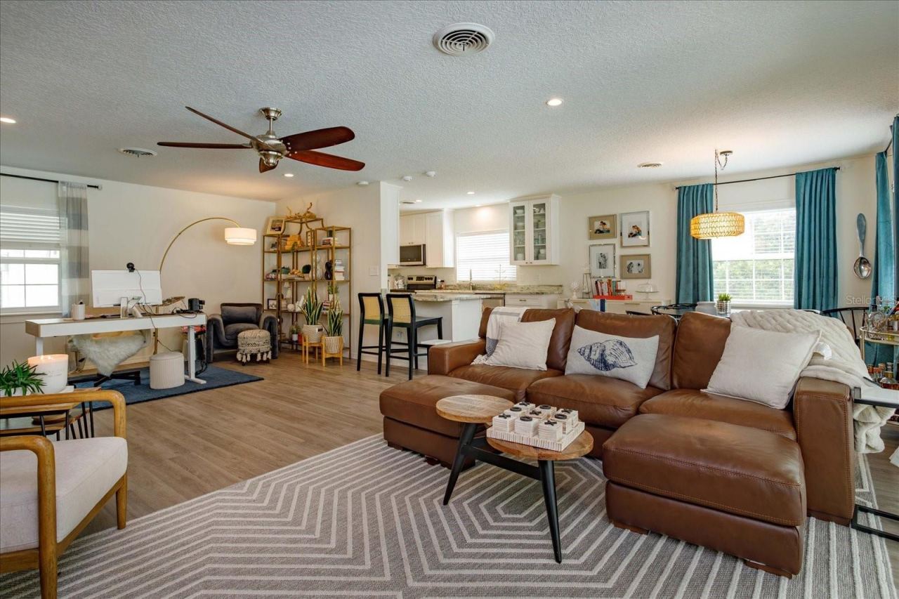 Photo 5 of 2322 Woodcrest Dr, Winter Park, FL 32792