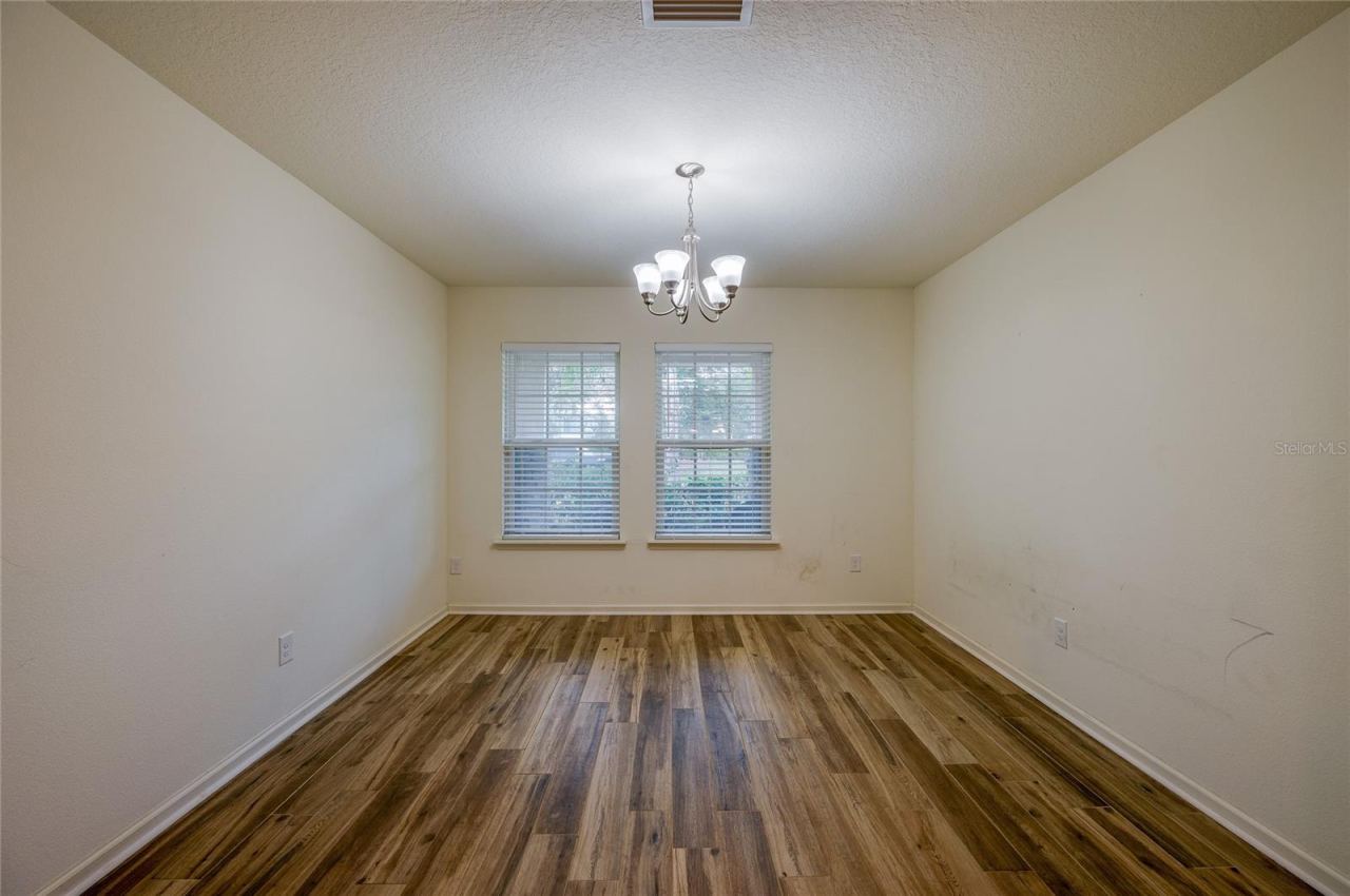 Photo 4 of 421 Champion Ridge Dr, Daytona Beach, FL 32124