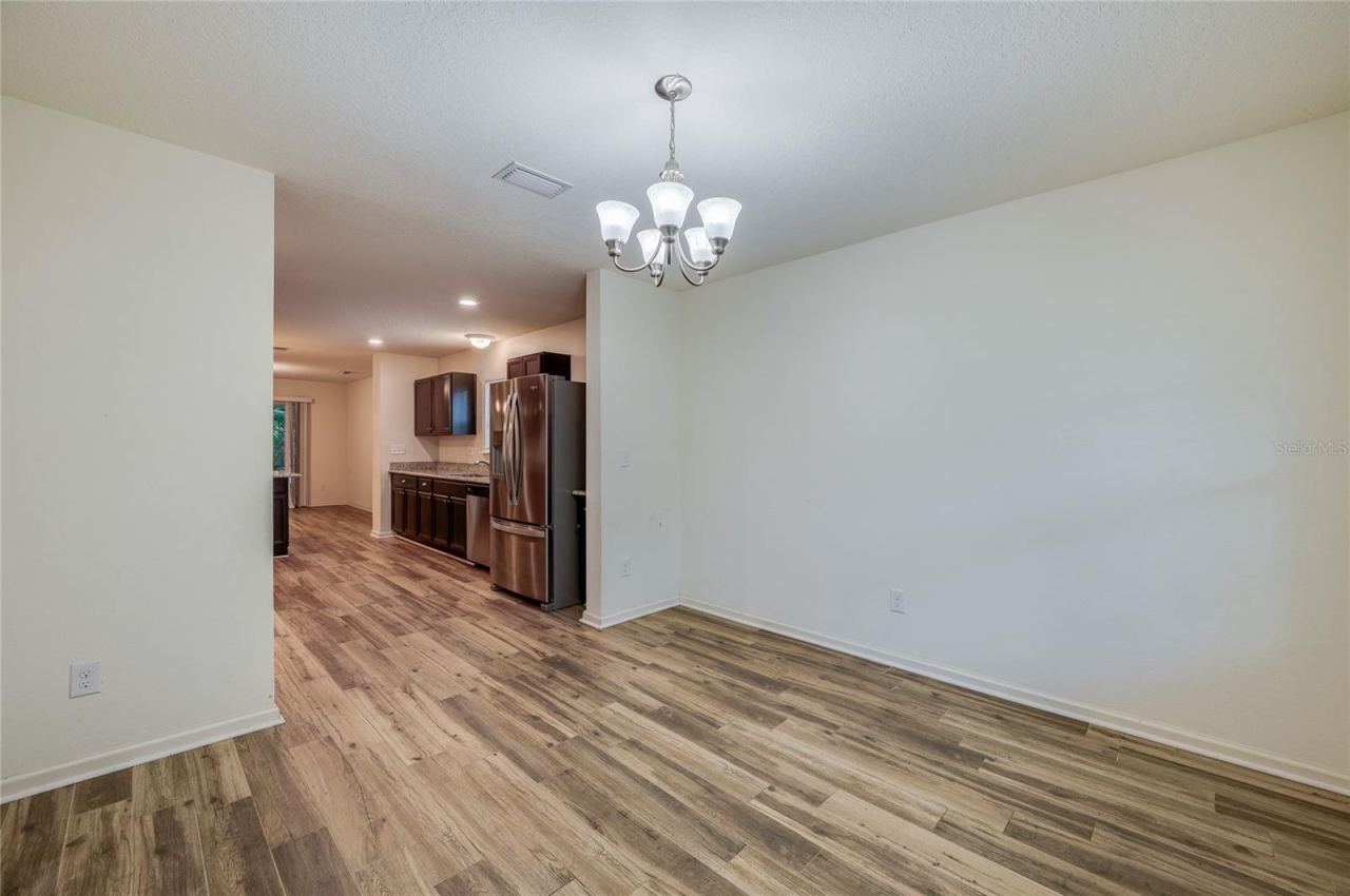 Photo 5 of 421 Champion Ridge Dr, Daytona Beach, FL 32124