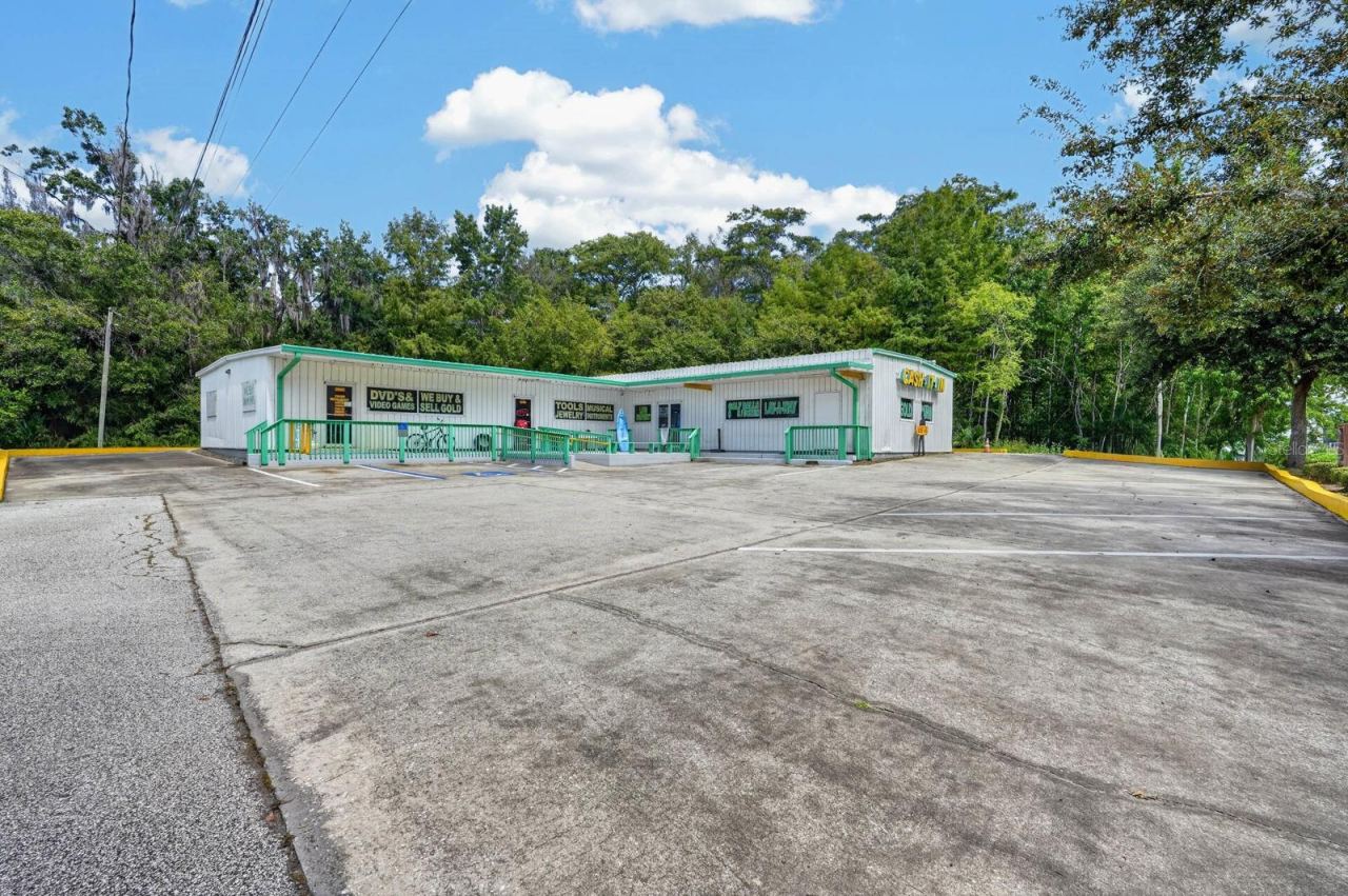 Photo 3 of 3300 E Moody Blvd, Bunnell, FL 32110
