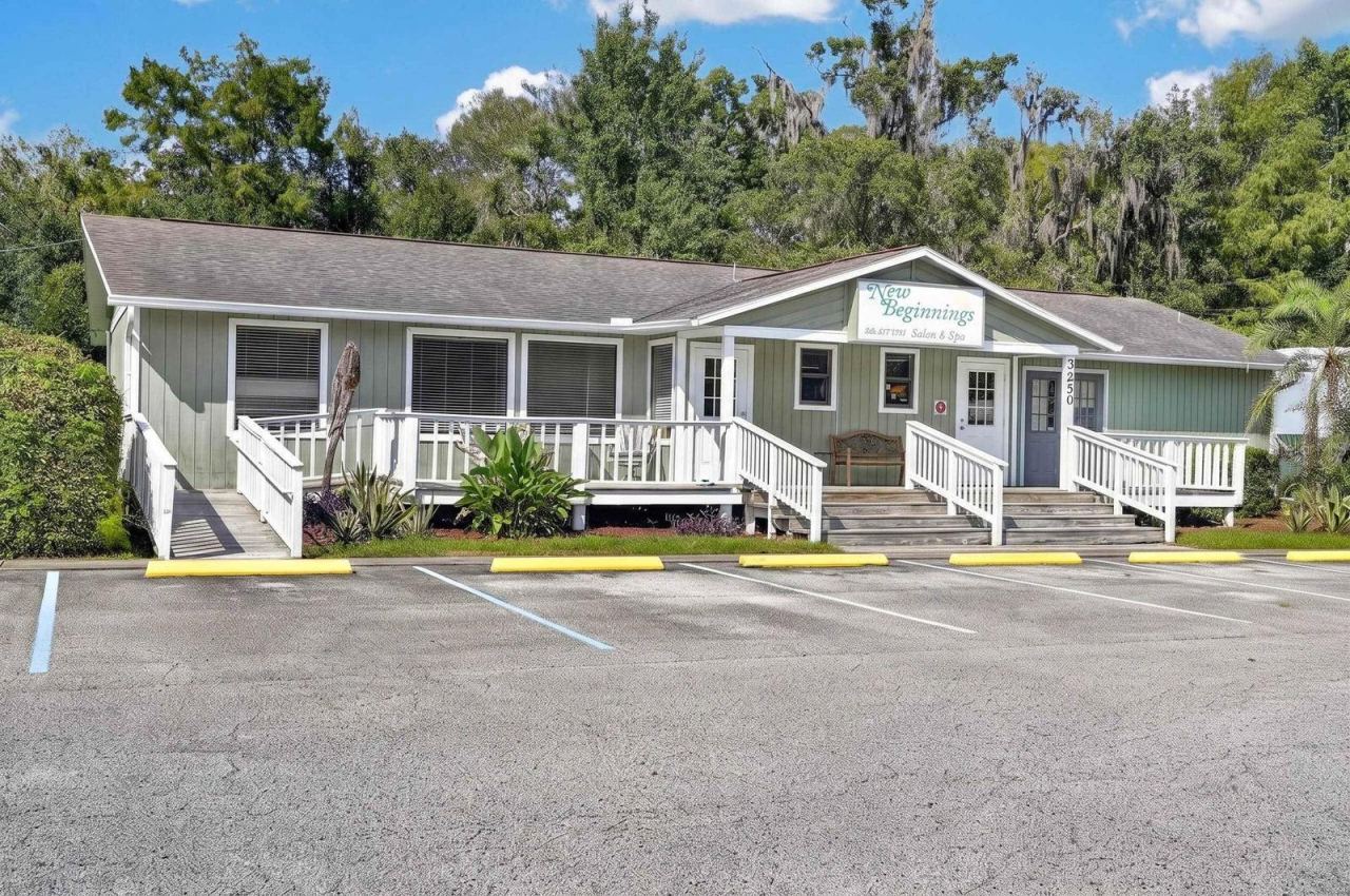 Photo 3 of 3250 E Moody Blvd, Bunnell, FL 32110