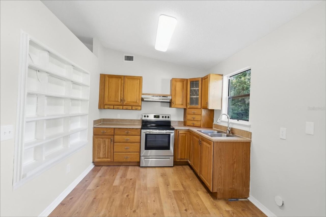 Photo 5 of 2727 Banyan Dr, Edgewater, FL 32141
