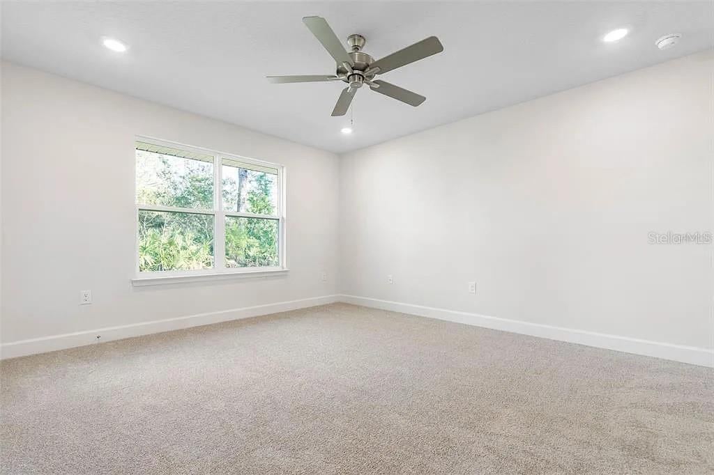 Photo 4 of 5 Randolph Dr, Palm Coast, FL 32164
