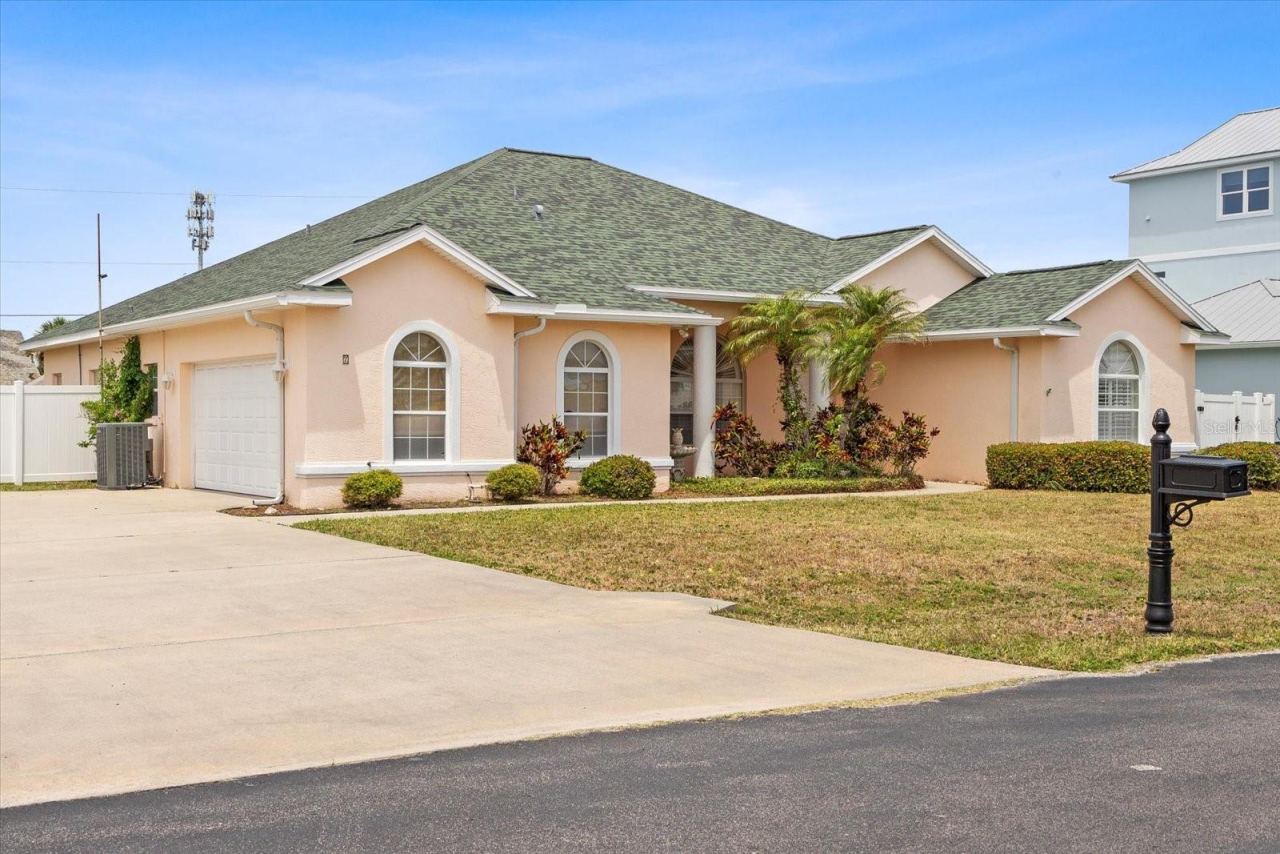 Photo 3 of 7 Beachside Dr, Palm Coast, FL 32137