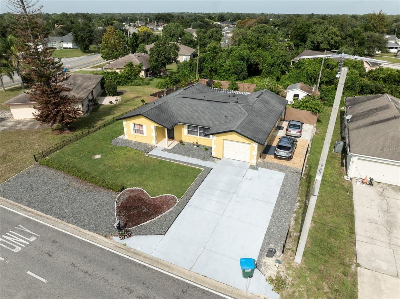 Photo 4 of 2178 India Blvd, Deltona, FL 32738