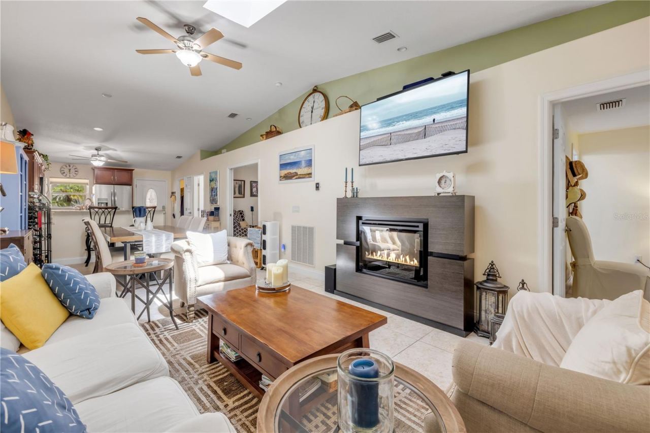 Photo 5 of 2293 Hawks Cove Cir, New Smyrna Beach, FL 32168