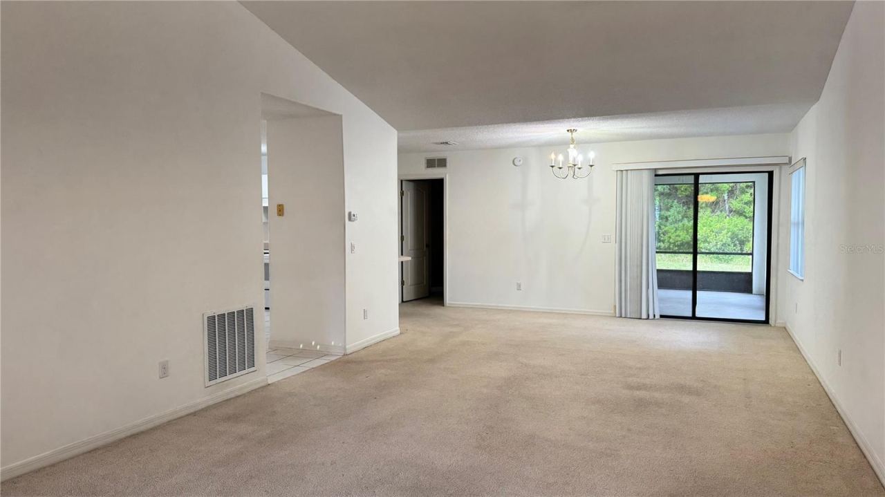 Photo 4 of 29 White Deer Ln, Palm Coast, FL 32164