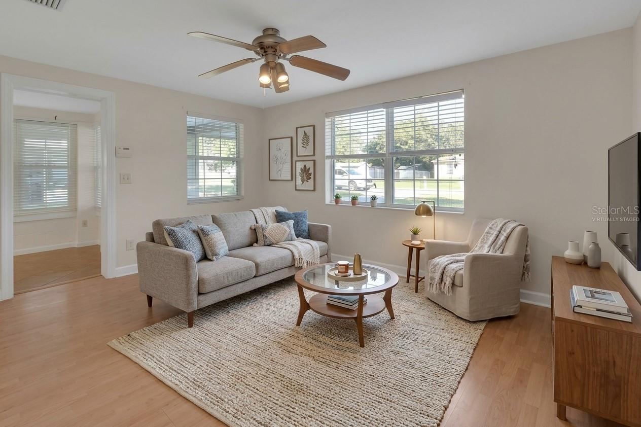 Photo 3 of 147 Lucerne Dr, Debary, FL 32713